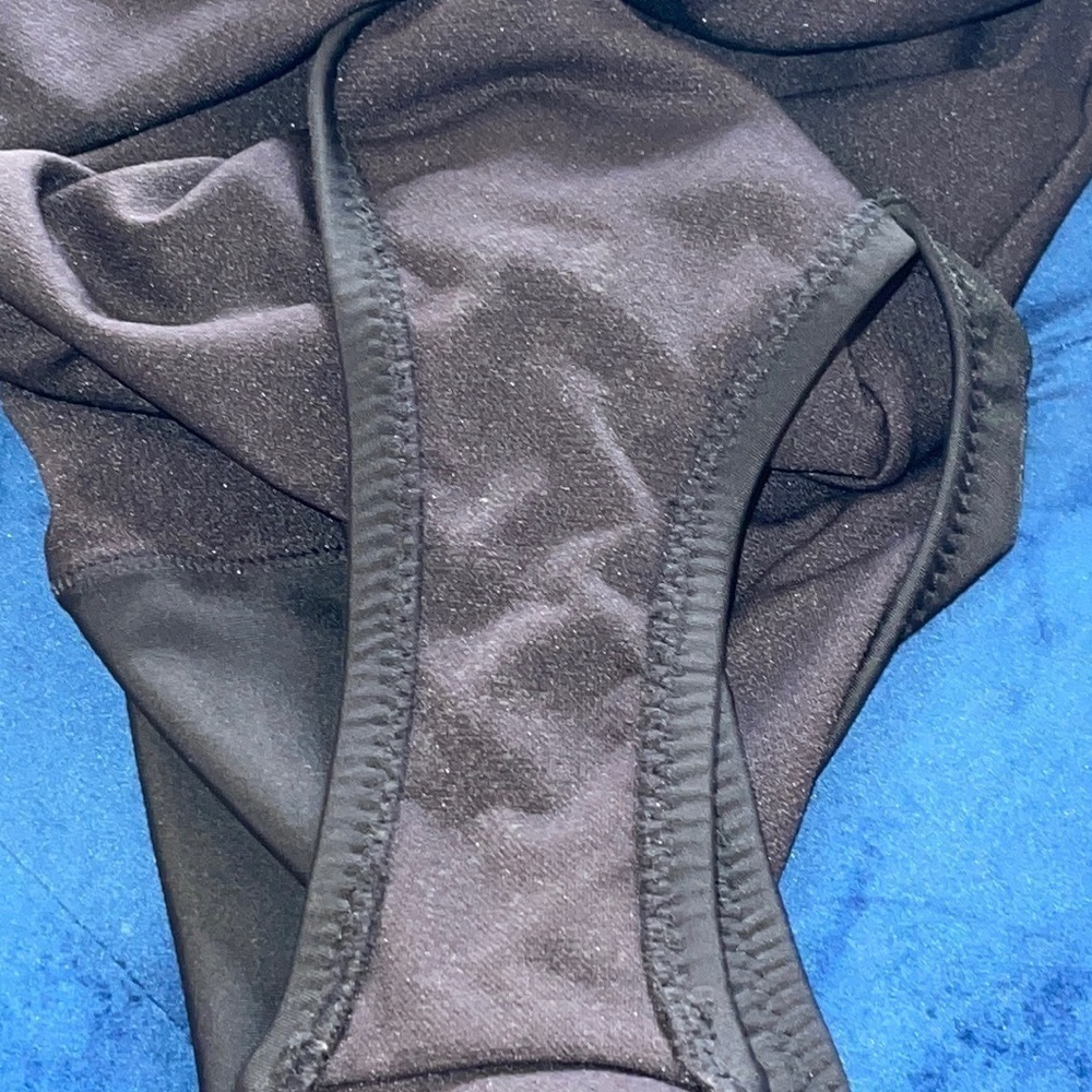 Kenneth Cole Reaction Black One-Piece Swimsuit Sz. 4 - Picture 16 of 16